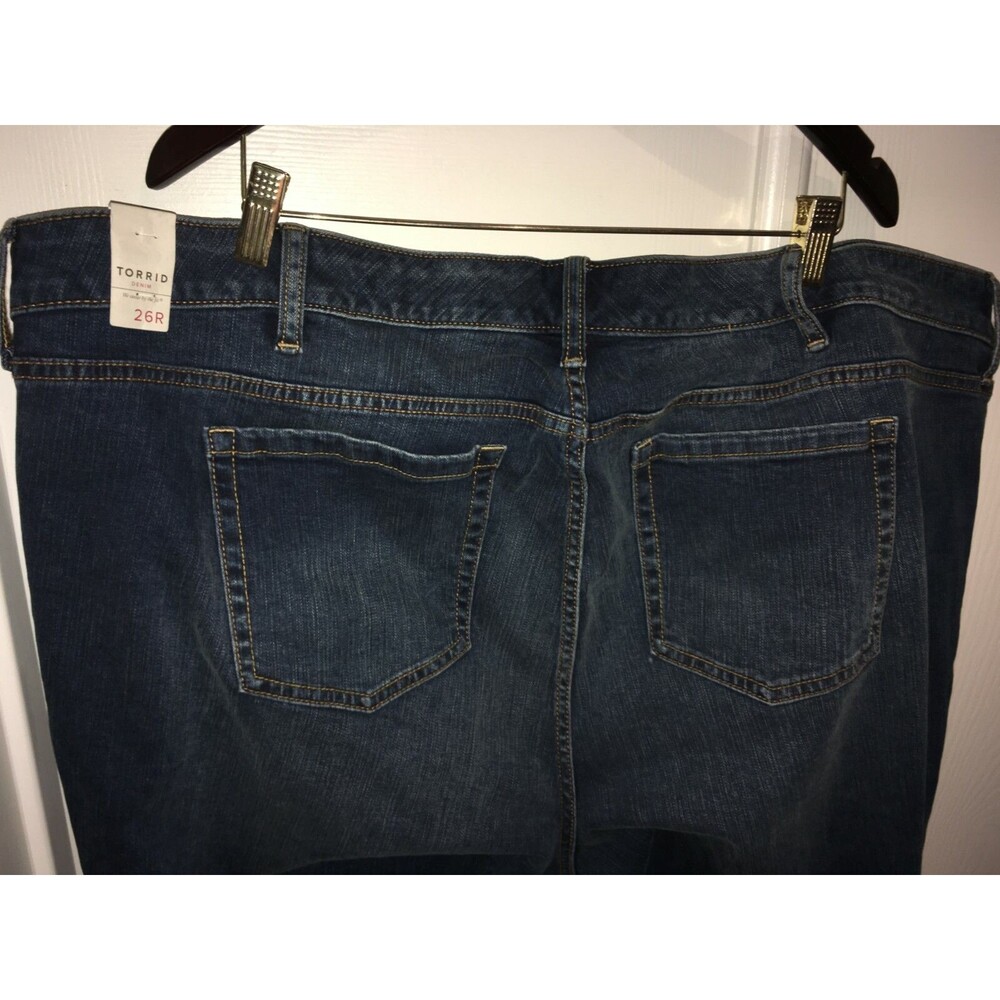 TORRID Denim Jeans Size 26R (M 48 x 32) Premium Denim Dark Blue NEW w/Tag Women